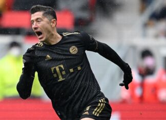 Transfer talk: Barcelona offer Dest as part of relegation deal for Lewandowski

