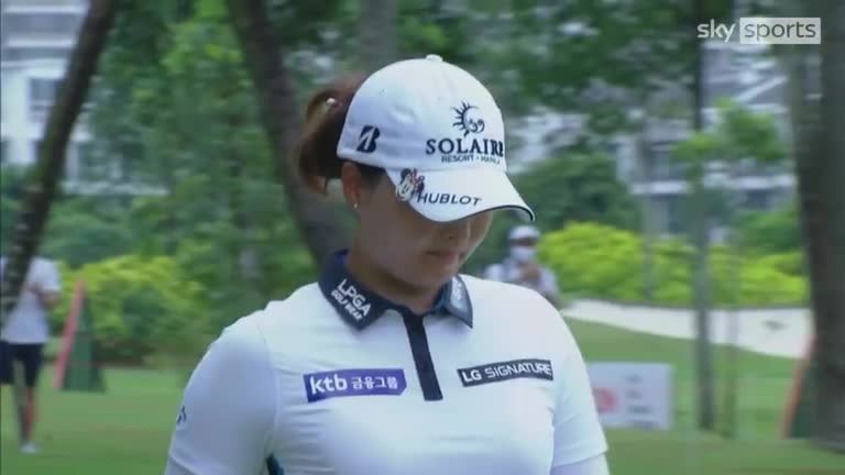Take a look at the highlights from the latest round of the HSBC Women's World Championships in Singapore.